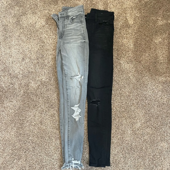 Two pairs of American Eagle jeans. - Picture 3 of 3